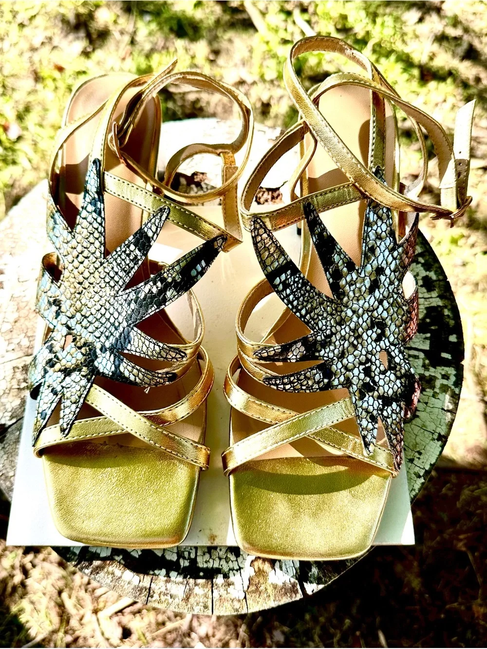 N/A stylish gold